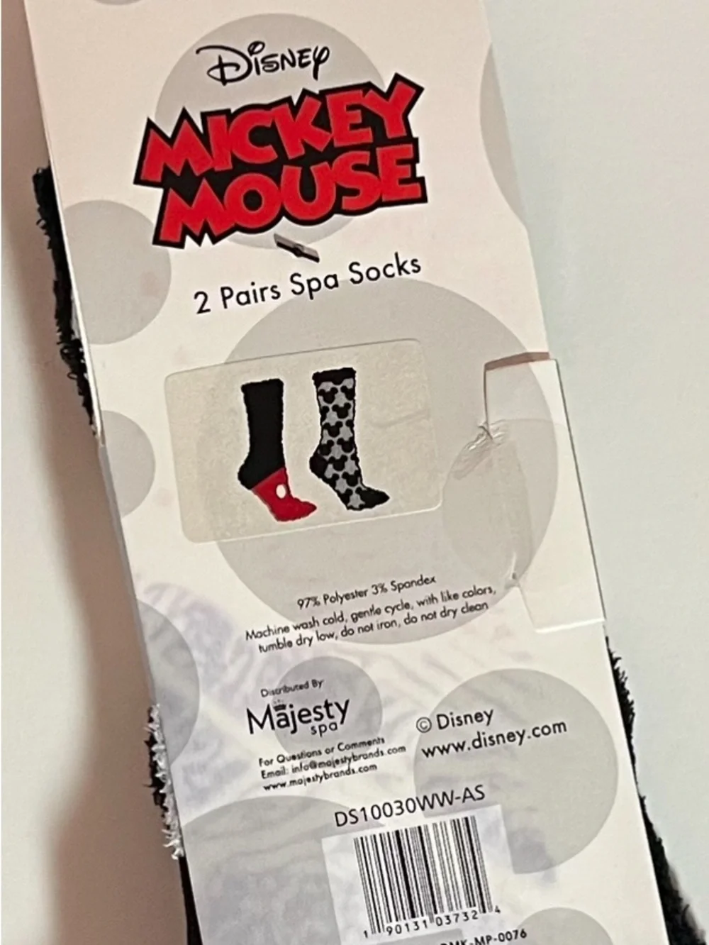 Disney - Mickey Mouse - Black and Red Fuzzy Spa Socks